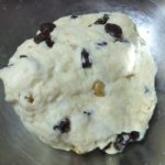 ホットケーキミックス　豆腐とオリーブオイルで簡単　レーズンくるみスコーン風クッキー